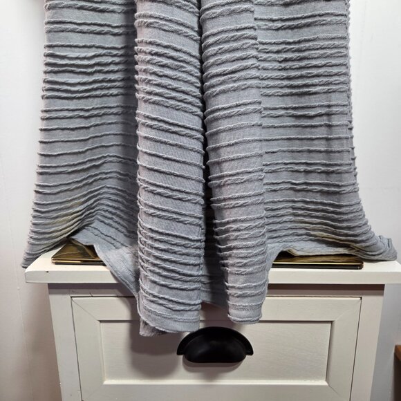 Lularoe Medium Gray Textured Striped Longsleeve Maxi Duster Cardigan (Flaw) - Picture 3 of 11